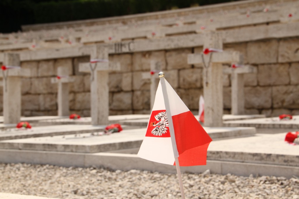 Zdjęcia: MONTE CASSIO, MONTE CASSINO, CMENTARZ WOJENNY , WłOCHY Zdjęcia: MONTE CASSIO, MONTE CASSINO, CMENTARZ WOJENNY , WłOCHY