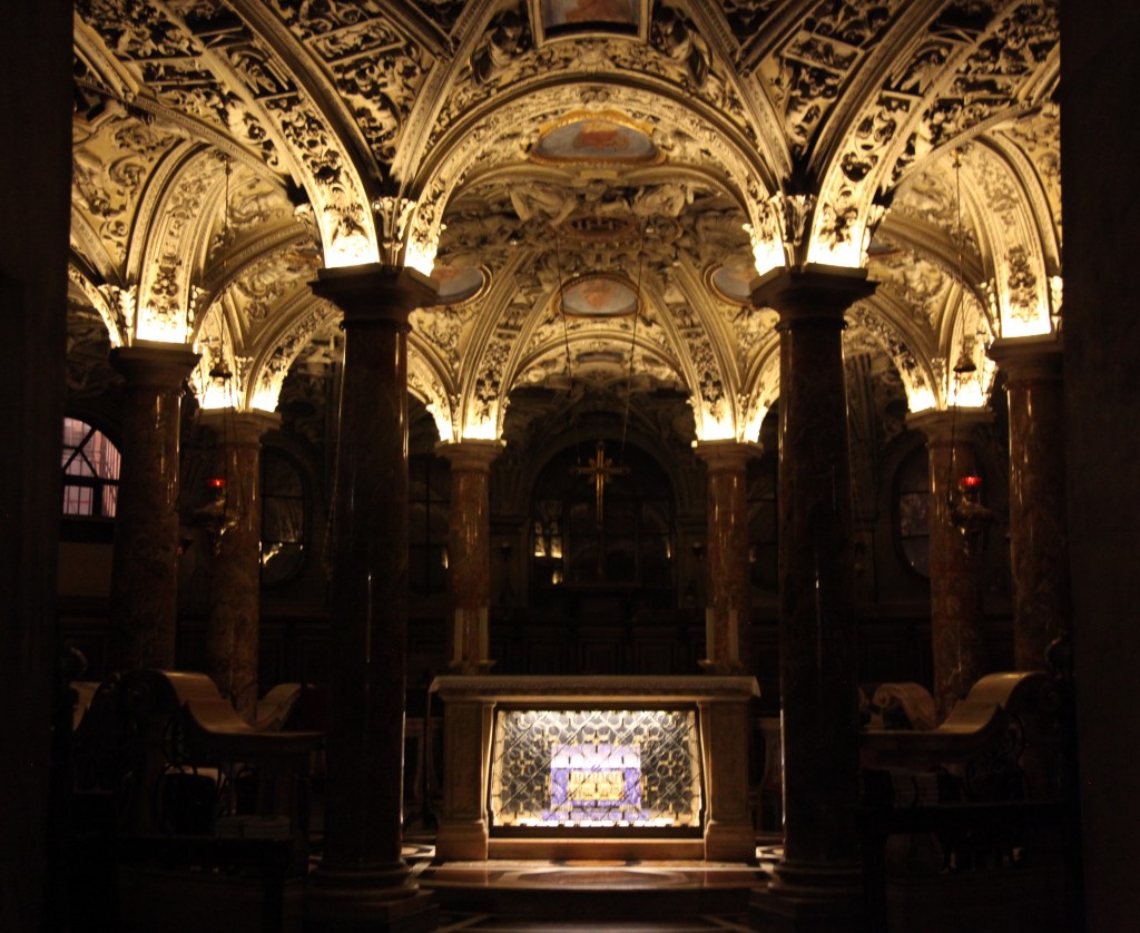 Zdjęcia: Katedra Narodzin Św. Marii w Mediolanie, Lombardia, Kaplica, WłOCHY Zdjęcia: Katedra Narodzin Św. Marii w Mediolanie, Lombardia, Kaplica, WłOCHY