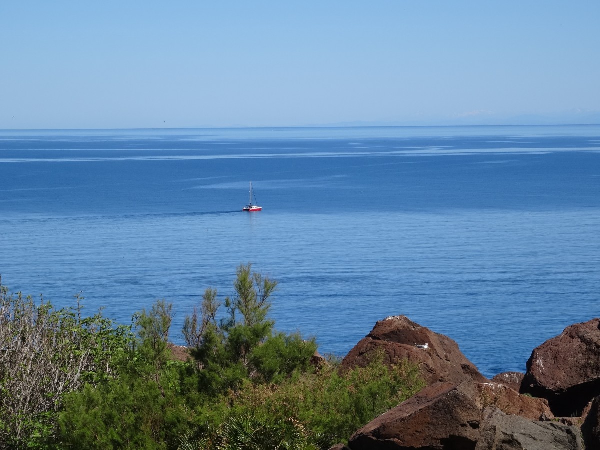 Zdjęcia: Castelsardo, Sardynia, CASTELSARDO - spacer u podnóża murów zamku, WłOCHY Zdjęcia: Castelsardo, Sardynia, CASTELSARDO - spacer u podnóża murów zamku, WłOCHY