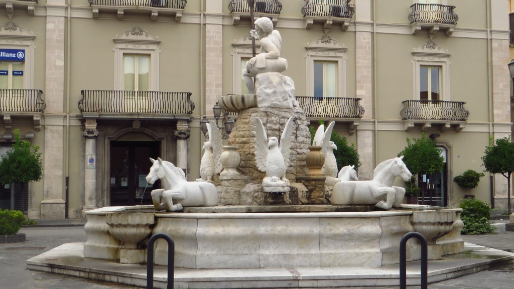 Zdjęcia: Milazzo, Sycylia, fontanna, WłOCHY Zdjęcia: Milazzo, Sycylia, fontanna, WłOCHY
