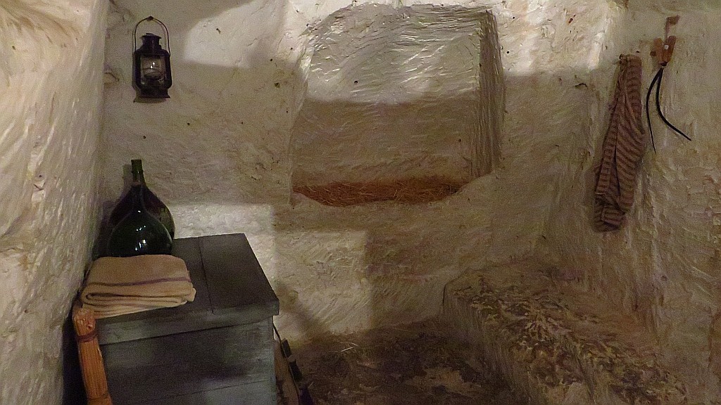 Zdjęcia: Matera, Basilicata, mieszkanie w grocie, WłOCHY Zdjęcia: Matera, Basilicata, mieszkanie w grocie, WłOCHY