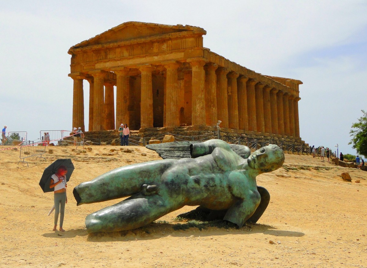 Zdjęcia: Agrigento, Sycylia, Czasem ktoś przystanie zdziwiony... ;), WłOCHY Zdjęcia: Agrigento, Sycylia, Czasem ktoś przystanie zdziwiony... ;), WłOCHY