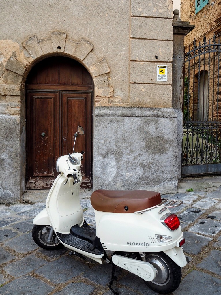 Zdjęcia: Tropea, Kalabria, Skuter, WłOCHY Zdjęcia: Tropea, Kalabria, Skuter, WłOCHY