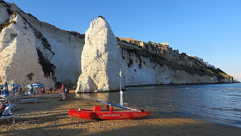 Zdjęcia: Vieste, Apulia, plaża w Vieste, WłOCHY Zdjęcia: Vieste, Apulia, plaża w Vieste, WłOCHY