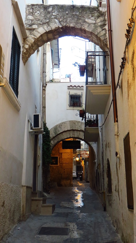 Zdjęcia: Vieste, Apulia, stare miasto, WłOCHY Zdjęcia: Vieste, Apulia, stare miasto, WłOCHY