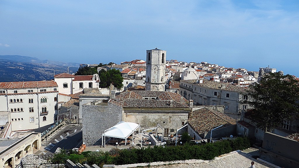 Zdjęcia: Monte Sant Angelo, Półwysep Gargano, widok z zamku, WłOCHY Zdjęcia: Monte Sant Angelo, Półwysep Gargano, widok z zamku, WłOCHY