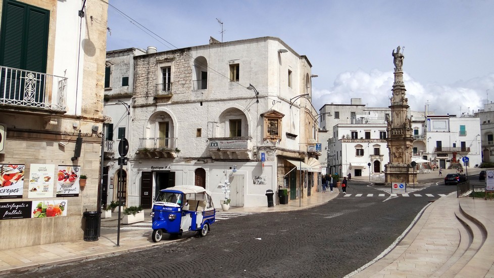 Zdjęcia: Ostuni, Puglia, Sielskie przedpołudnie, WłOCHY Zdjęcia: Ostuni, Puglia, Sielskie przedpołudnie, WłOCHY