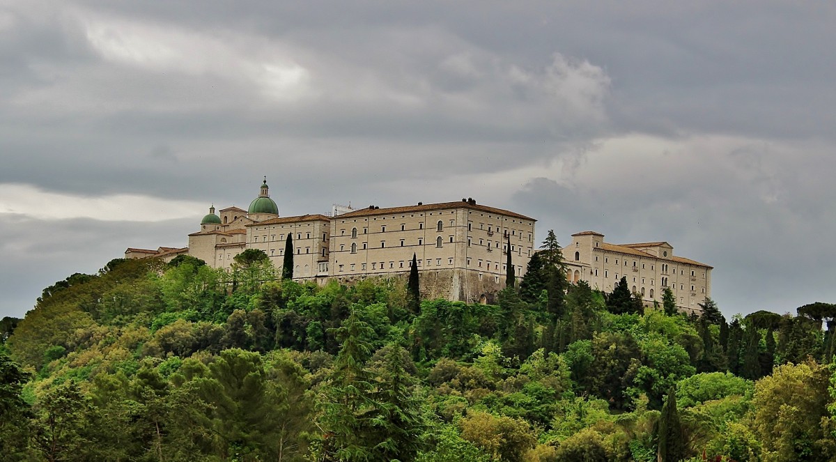 Zdjęcia: Monte Cassino, Lacjum, Klasztor Benedyktynów, WłOCHY Zdjęcia: Monte Cassino, Lacjum, Klasztor Benedyktynów, WłOCHY