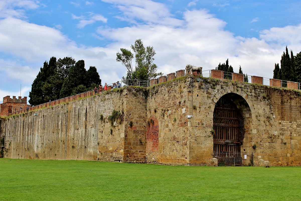 Zdjęcia: Piza, Toskania, Mury obronne, WłOCHY Zdjęcia: Piza, Toskania, Mury obronne, WłOCHY