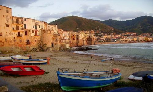 Zdjecie WOCHY / Sycylia / Cefalu / kolorowe popoudnie w Cefalu