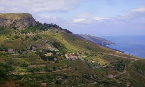 Zdjęcie WłOCHY / Sycylia / Castelmola / panorama wybrzeża widziana z Castelmoli