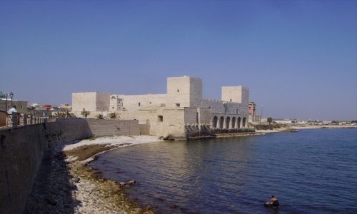 Zdjecie WOCHY / Apulia / Trani / Castello Svevo