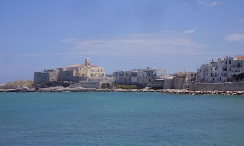 Zdjecie WOCHY / Pwysep Gargano / Vieste / widok na Klasztor w. Franciszka
