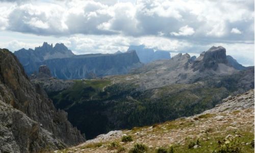 Zdjecie WOCHY / Dolomity / okolice Cortiny d'Ampezzo / konkurs - magnetyzm... 
