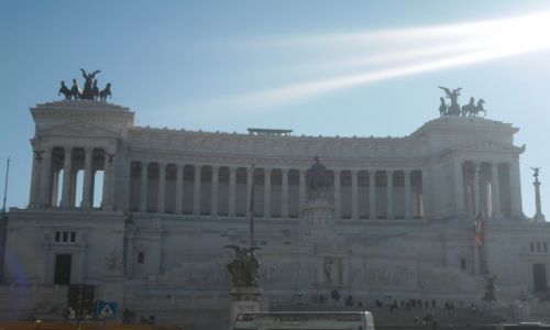 WOCHY / - / Rzym / Piazza Venezia