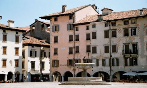 Zdjcie WOCHY / brak / Udine / Udine