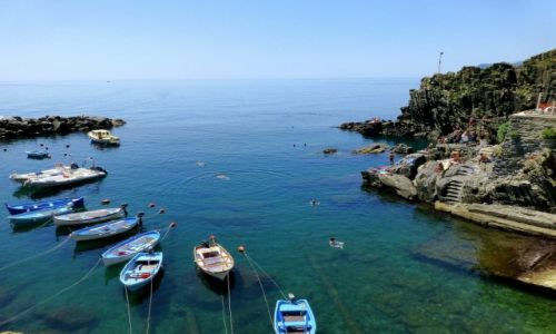 Zdjecie WOCHY / Liguria / Cinque  Terre / widok z wiey zamku na zatok w Monteroso a Mare