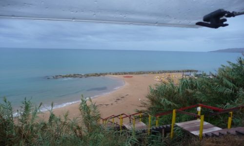 Zdj�cie W�OCHY / Sycylia / Torre di Garre / widok z camperka