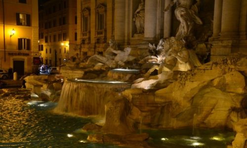 Zdjecie WOCHY / Rzym / Fontanna di Trevi / moc historii