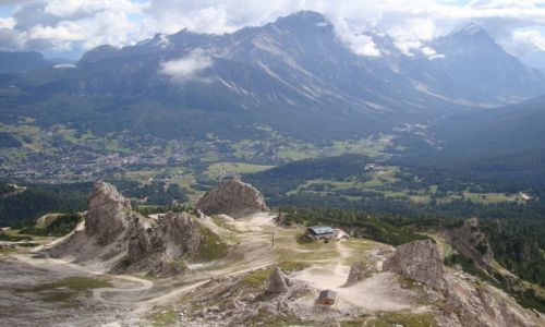 Zdjcie WOCHY / Wenecja Euganejska / Passo Falzarego / Schronisko. W drodze na ferrate G. Olivieri ( Punta Anna)