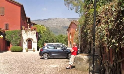 Zdjecie WłOCHY / Lacjum / Ok.Latiny / Górska posiadłość