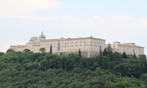 Zdjcie WOCHY / MONTE  CASSINO / MONTE  CASSIO / KLASZTOR