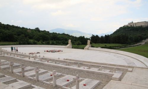 Zdjcie WOCHY / MONTE  CASSINO / MONTE  CASSIO / CMENTARZ WOJENNY 