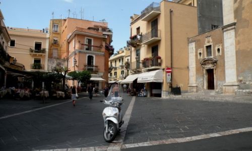Zdjcie WOCHY / Sycylia / Taormina / Plac