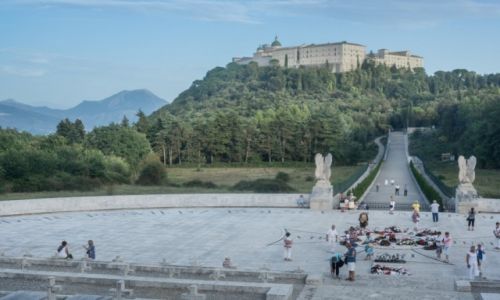 Zdjęcie WłOCHY / - / Monte Cassino / Klasztor