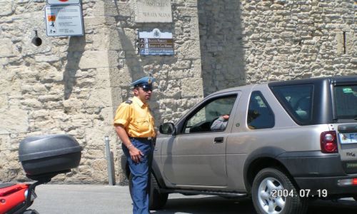 Zdjecie WOCHY / Marche / Policjant / San Marino