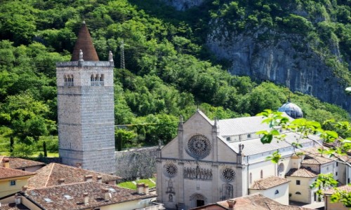 Zdjcie WOCHY / Friuli-Wenecja Julijska / prowincja Udine / Gemona del Friuli