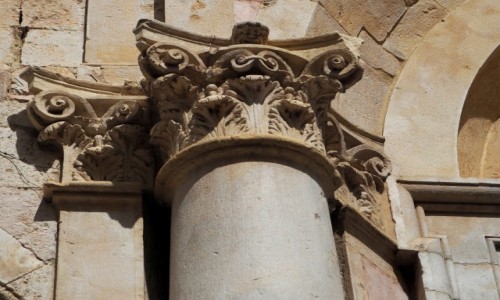 Zdjcie WOCHY / Umbria / prowincja Perugia / Kolumna