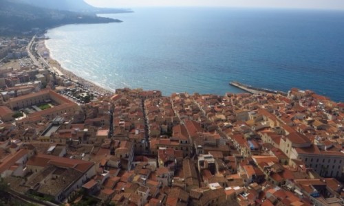 Zdjcie WOCHY / Sycylia / Cefalu / panorama miasta