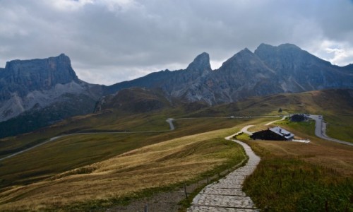 Zdjcie WOCHY / Trento / Passo Giau / Dolomity
