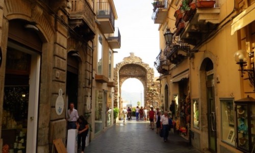 Zdjcie WOCHY / Sycylia / Taormina / Corso Umberto I