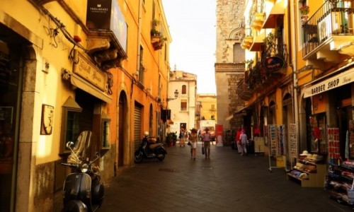 Zdjcie WOCHY / Sycylia / Taormina / Corso Umberto I