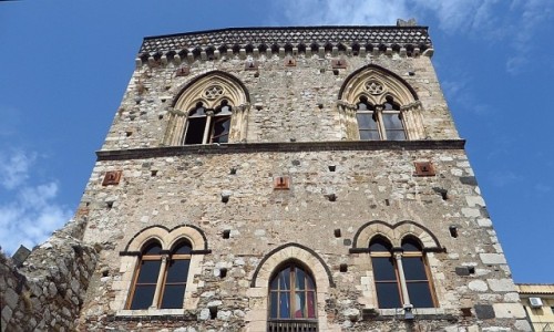 Zdjcie WOCHY / Sycylia / Taormina / Pallazo di Santo Stefano