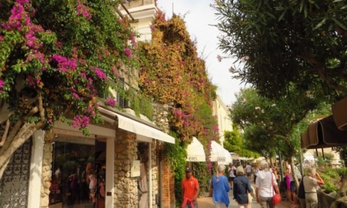 Zdjęcie WłOCHY / Kampania / Capri / uliczka w miasteczku Capri