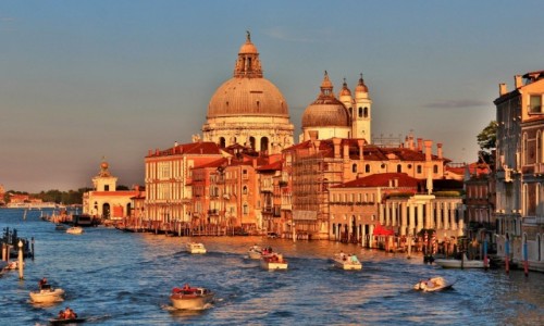Zdjecie WOCHY / Wenecja Euganejska / Wenecja / Wenecja - Santa Maria della Salute o zachodzie soca