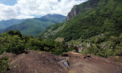 Zdjcie WOCHY / Chiavenna / Park Marmitte dei Giganti / W Alpach