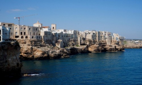 Zdjcie WOCHY / Apulia / Poligione di Mare / Domy na klifie