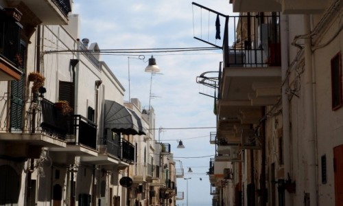 Zdjecie WOCHY / Apulia / Poligione di Mare / Uliczaka 