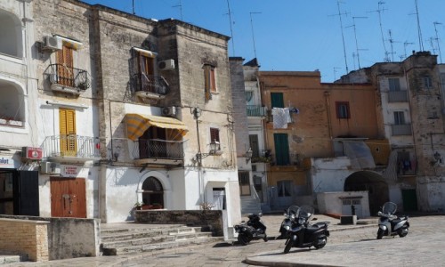 Zdjcie WOCHY / Apulia  / Bari / Bari