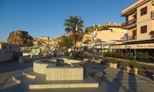Zdjcie WOCHY / Kalabria / Scilla / promenada nadmorska