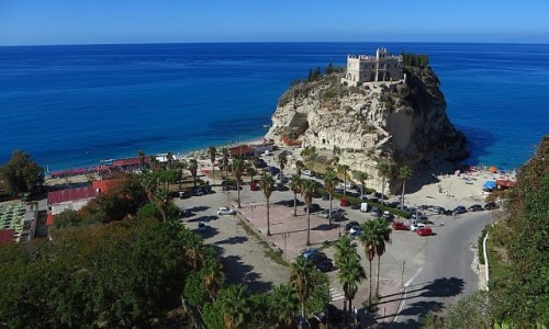 Zdjecie WOCHY / Kalabria / Tropea / koci  w. Marii na wyspie