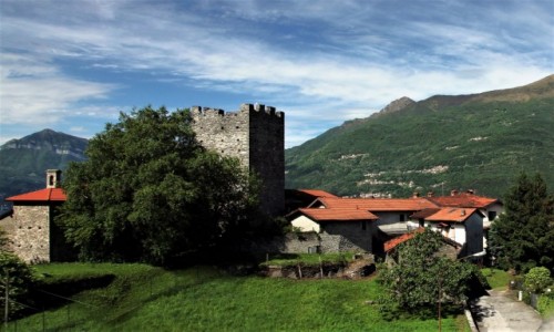 Zdjecie WOCHY / Lombardia / Dervio / By sobie zamek