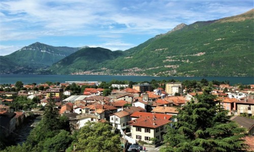 Zdjecie WOCHY / Lombardia / Dervio / Nad wod i w grach