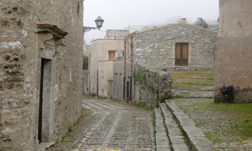 Zdjcie WOCHY / Sycylia / Erice. / Z podry po Sycylii - w uliczkach Erice.