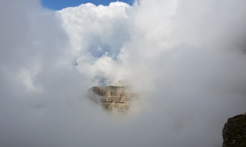 Zdjecie WOCHY / Dolomity / Pietra Grande  / Okno pogodowe 