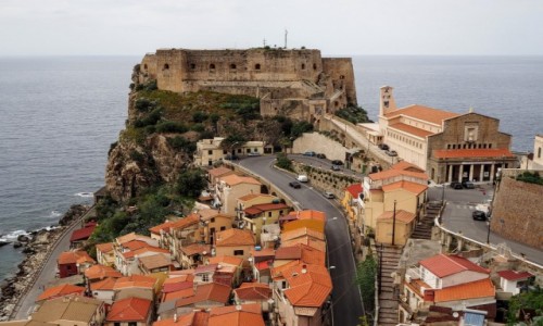 Zdjecie WOCHY / Kalabria / Scilla / Castello Ruffo